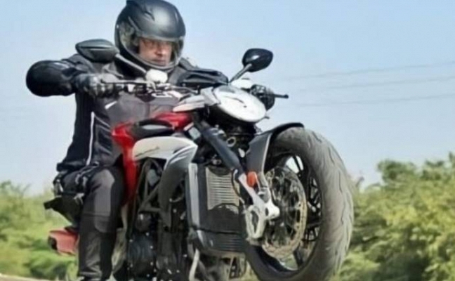 Thala Ajith's latest picture from Valimai goes Viral