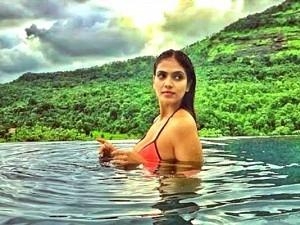 Thalapathy Vijay's Master actress Malavika Mohanan's latest pic goes viral | மாஸ்டர் பட நடிகை மாளவிகா மோகனனின் புகைப்படம் இணையத்தில் வைரல்
