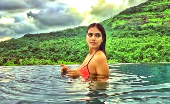 Thalapathy Vijay's Master actress Malavika Mohanan's latest pic goes viral | மாஸ்டர் பட நடிகை மாளவிகா மோகனனின் புகைப்படம் இணையத்தில் வைரல்
