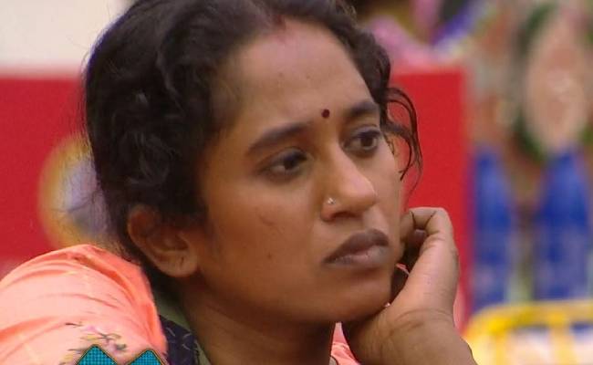 thamarai felt sad after raju told her to treat pavani biggboss