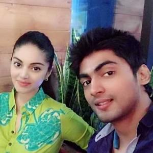 Tharshan attends Cheran's Rajavukku check special show with Sanam Shetty