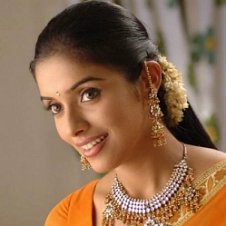 தனது மகளின் பிறந்தநாள் ஃபோட்டோவை பகிர்ந்த நடிகை அசின்