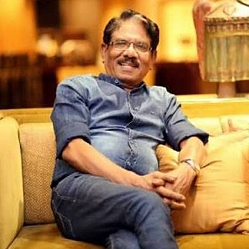 களைக்கட்டிய கலைவாணர் விழா..! - பிரம்மிப்பில் நெகிழ்ந்த பாரதிராஜா