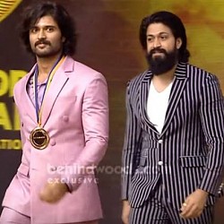 விஜய் தேவரகொண்டா மேடையில் தமிழ் பெண்களுக்காக செய்த விஷயம் &ndash; ராஷ்மிகா மந்தனா ரியாக்&zwnj;ஷன்