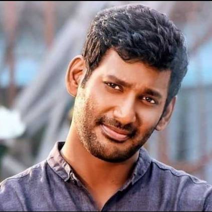 Vishal Fans Helps Poor people and Celebrates his birthday
